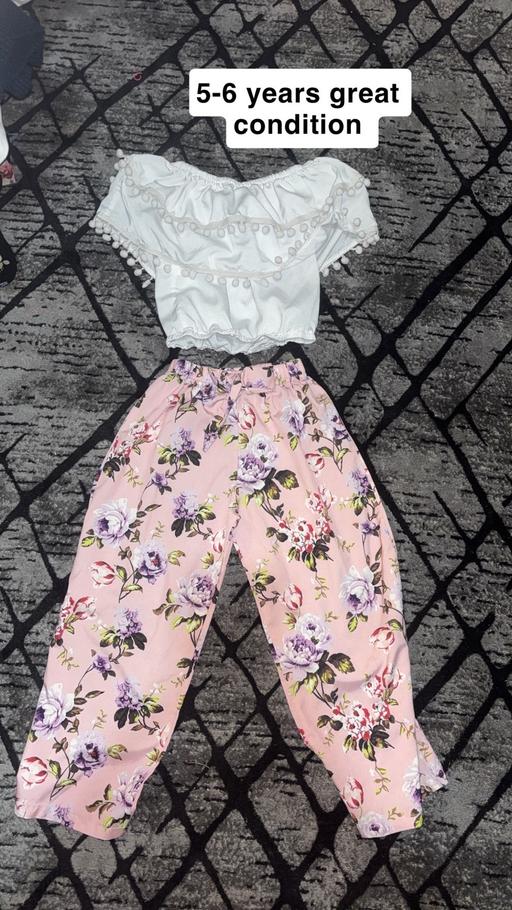  — Girls summer outfit 5-6 years