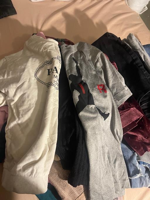  — Kids clothes bundle