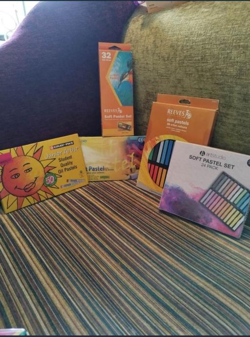  — Reeves Soft Pastel Sets and Oil Pastels – Bra