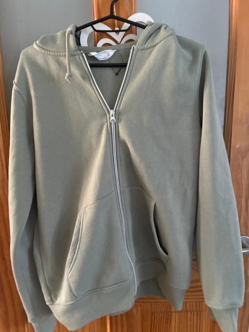  — Hoodie