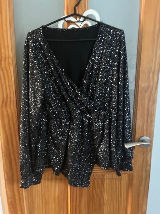  — Woman’s top