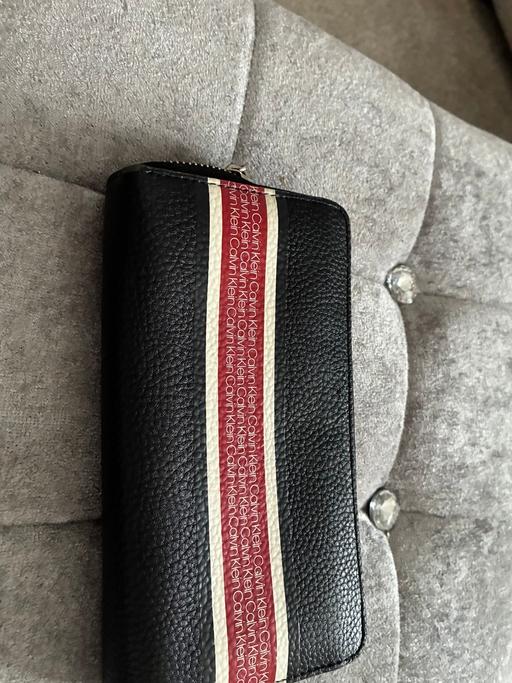  — Calvin klein purse