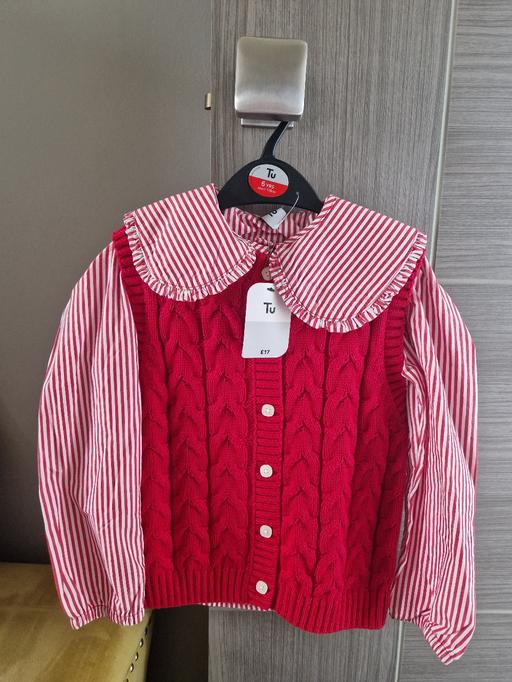  — New girls top/&waistcoat 6y