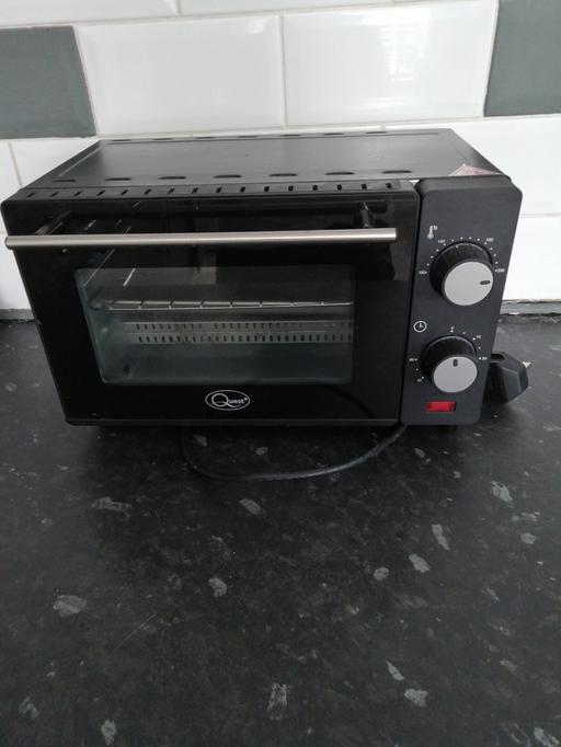  — Mini oven