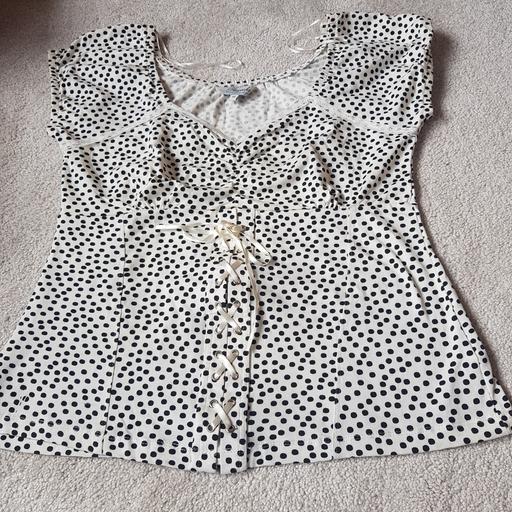  — NEW PEACOCKS 16 TOP-WHITE WITH BLOCK SPOTS