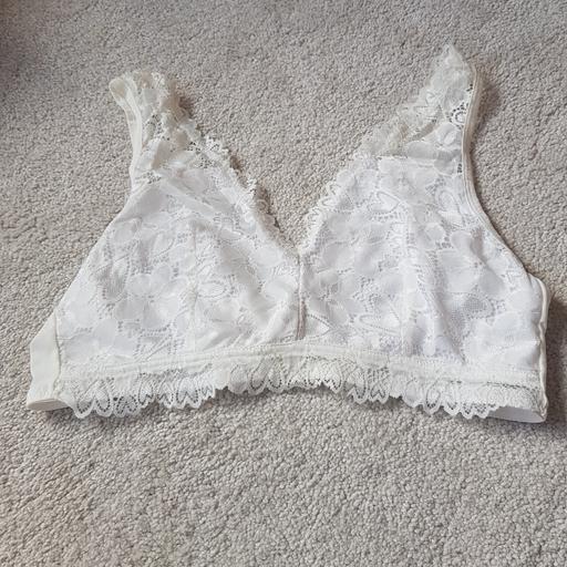  — NEW WHITE LACE BRA --14