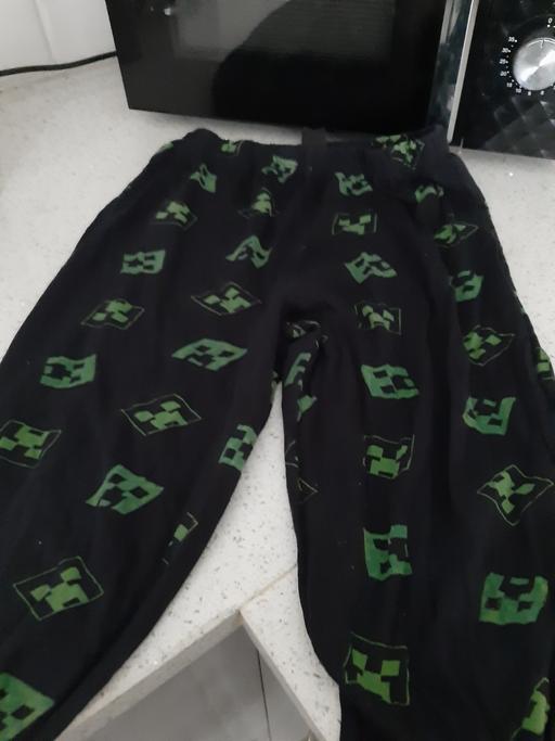 — pants age 7 to8