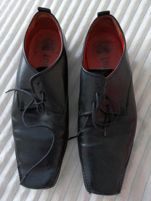  — Men's size *10*