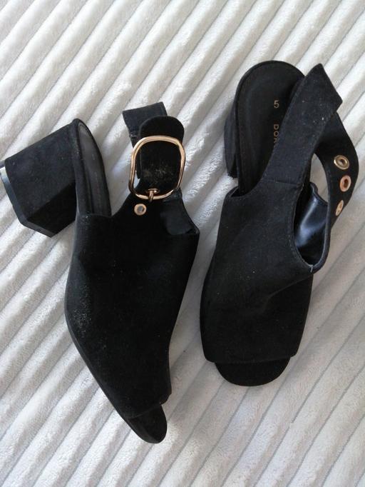  — ladies size *5* Dorothy Perkins