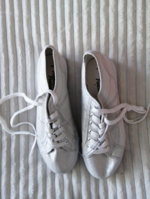  — ladies size *7*