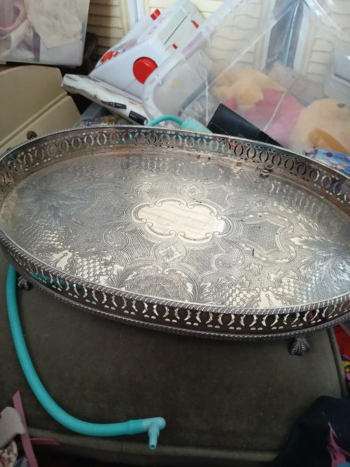  — big heavy tray 19 i s long