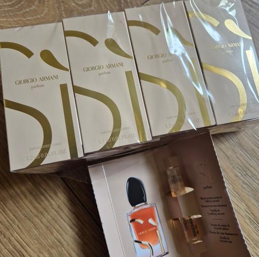  — giorgio armani si parfum 16×1.2ml travel spra
