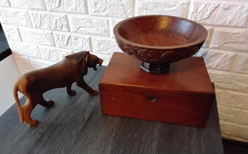  — old wooden lion & fruit bowl & free box