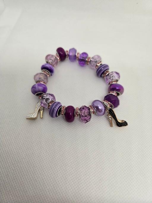  — Ladies Shoes Bracelet