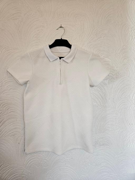  — Boys White Thick Top