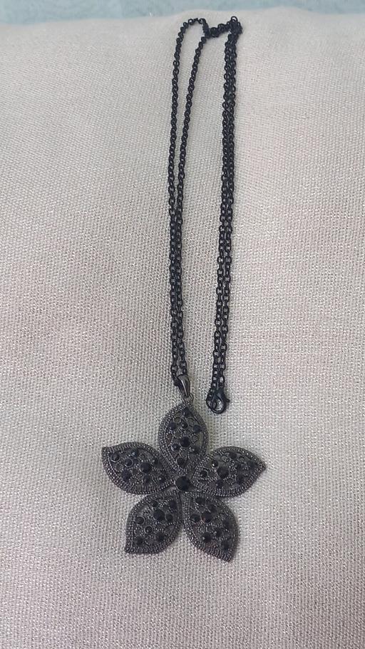  — necklace