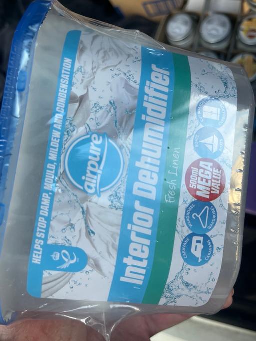  — Internal dehumidifier 2£ each