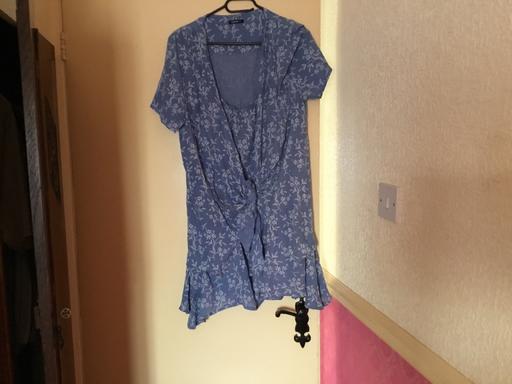  — Ladies Waterfall Tie Top From Roman Size 16