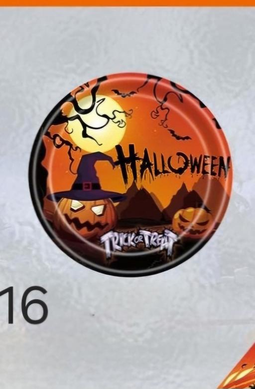  — halloween small paper plates. new