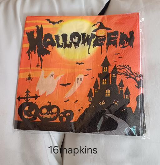  — Halloween napkins new