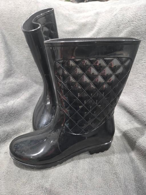  — Black shiny Wellington style boots uk 5 unwor