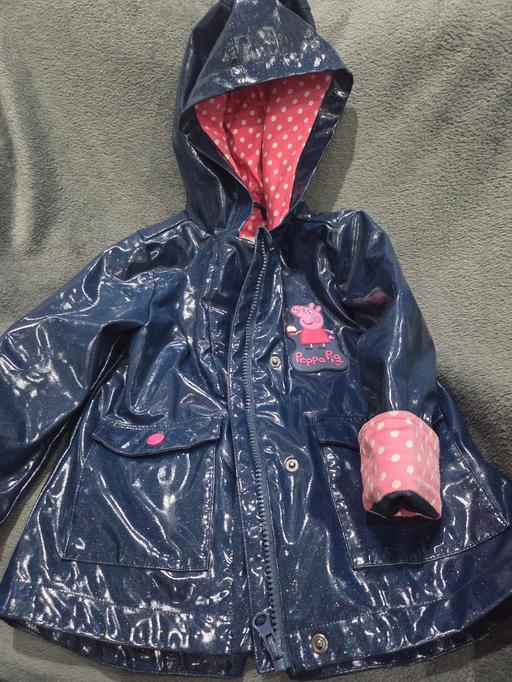  — M&S peppa pig raincoat age 2-3 years