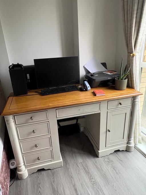  — Solid wood study table