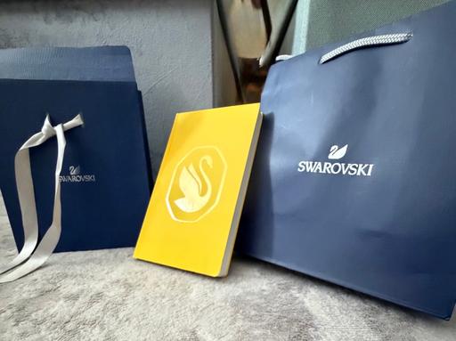  — Swarovski Note Book - gift bags