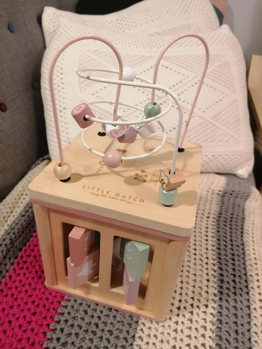  — Little dutch wooden toy