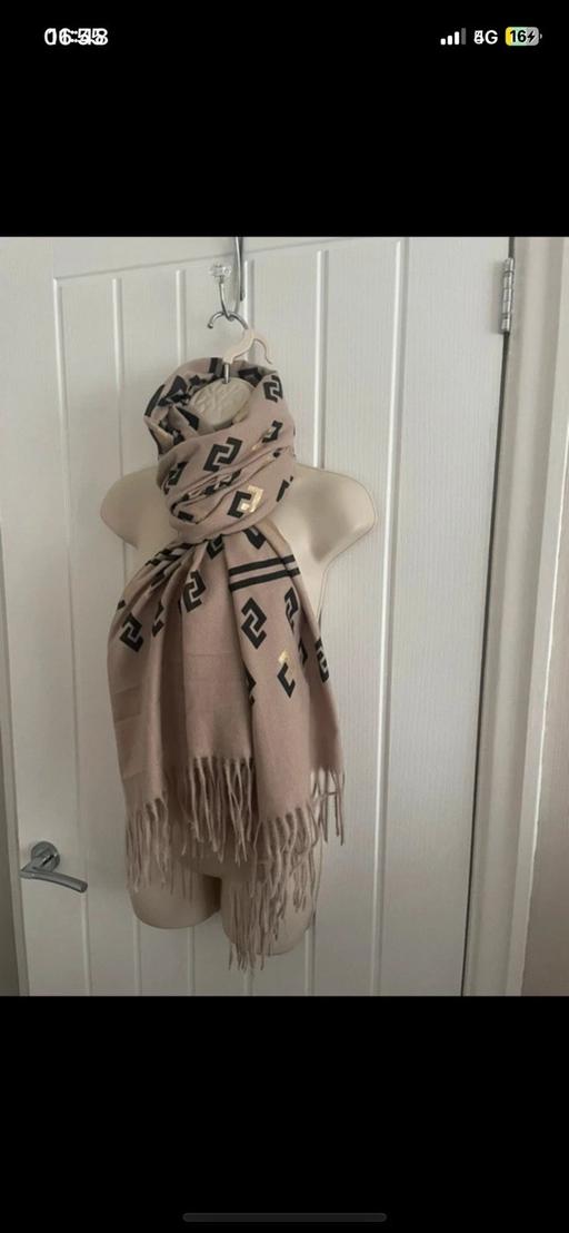  — Women’s Large Brown Black Motif Scarf Shawl