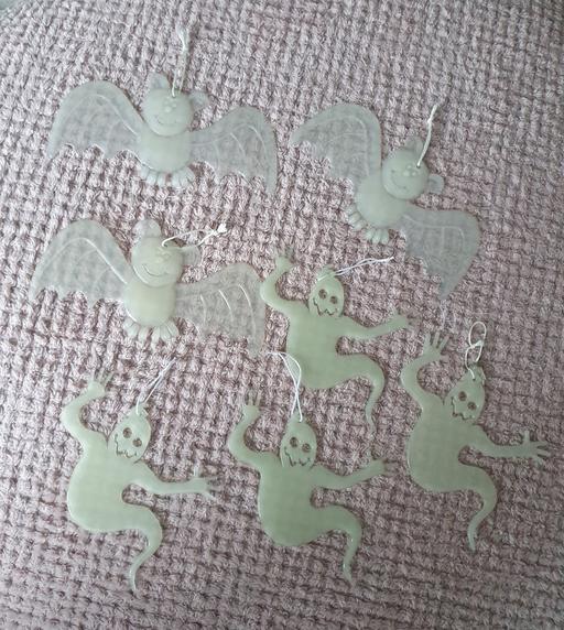  — halloween glow in the dark ghosts and bats
