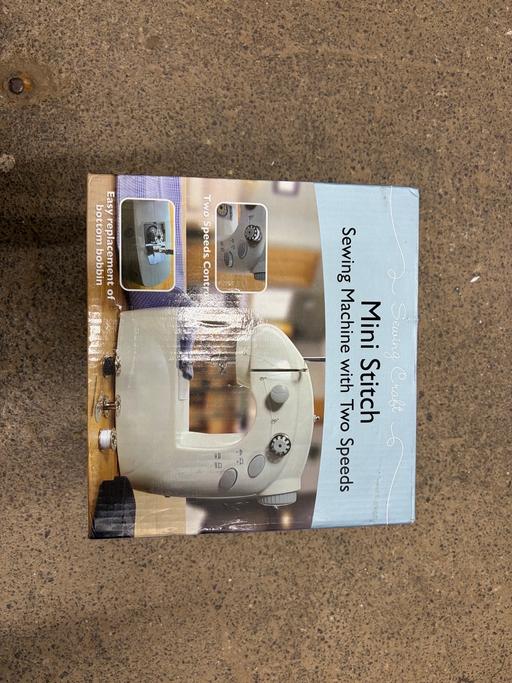  — Mini sewing machine