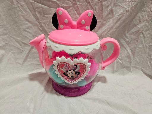  — Minnie Mouse Tea Set