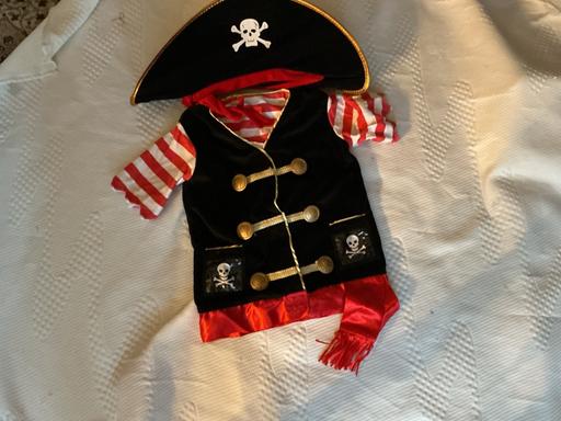  — Halloween outfit age 3-6