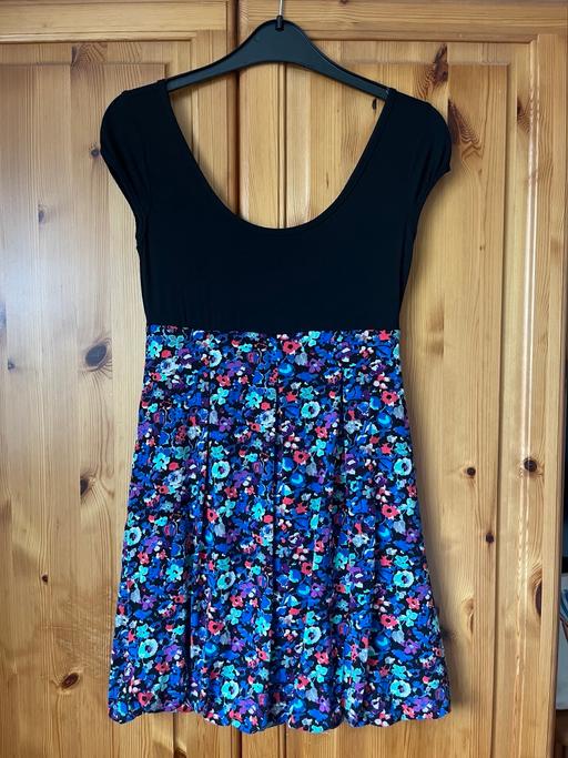  — Topshop Dress Size 6 Petite