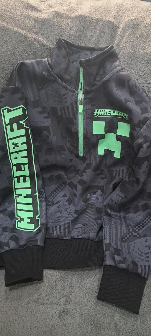  — Minecraft Sweater Age 8-9