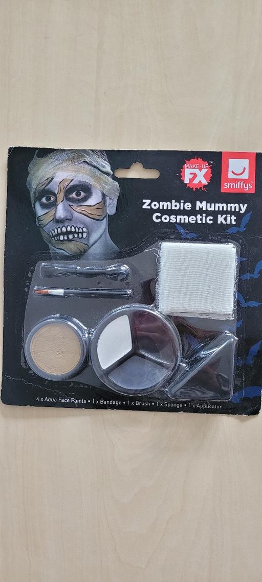  — New Halloween zombie mummy cosmetic kit