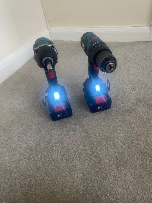  — Erbauer Combi/impact drill set