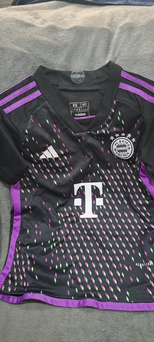  — Adidas Top kids 11-12