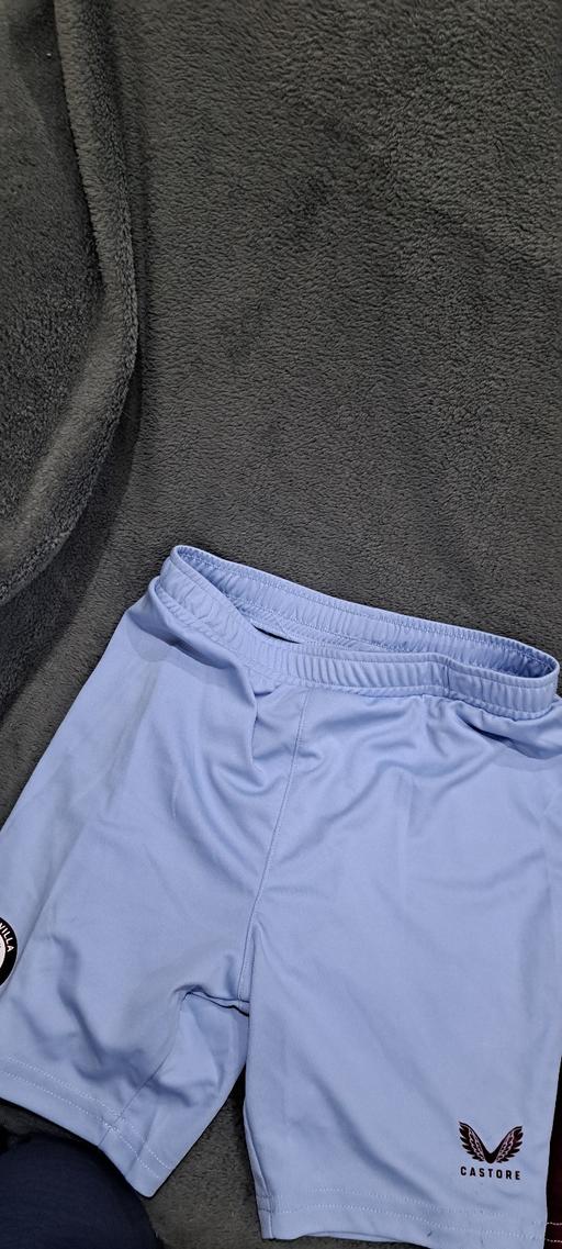  — AVFC shorts Age 6-7