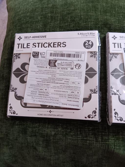  — 48 Self Adhesive Wall or Floor Tiles