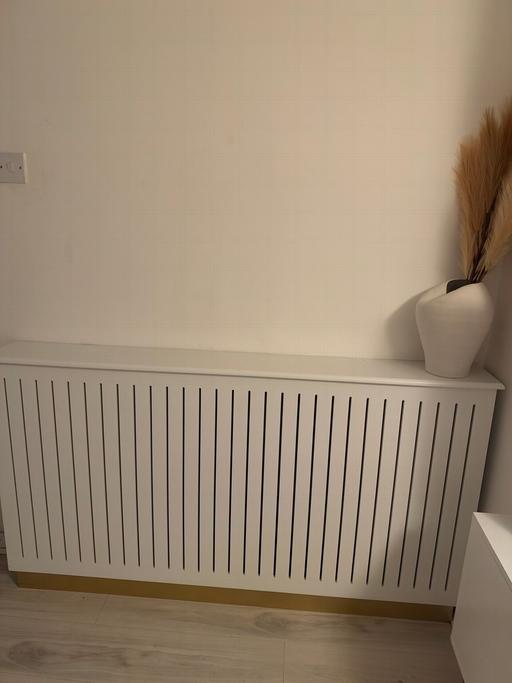  — Radiator cover