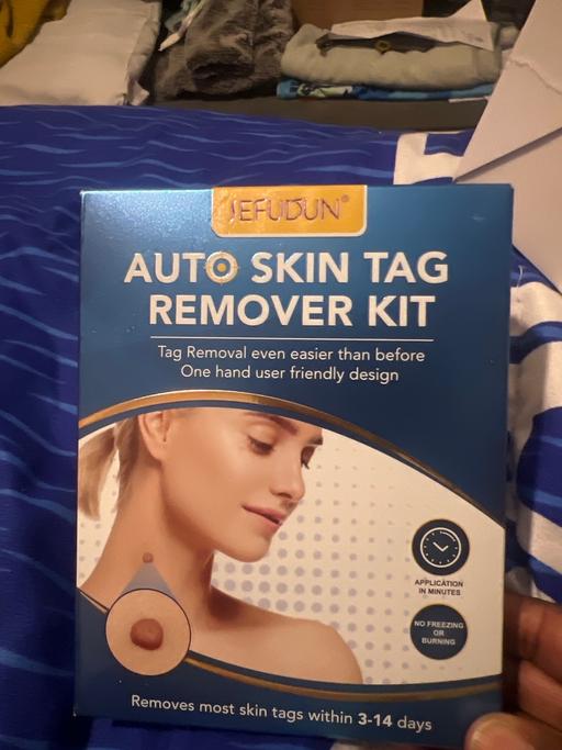  — Skin tag remover