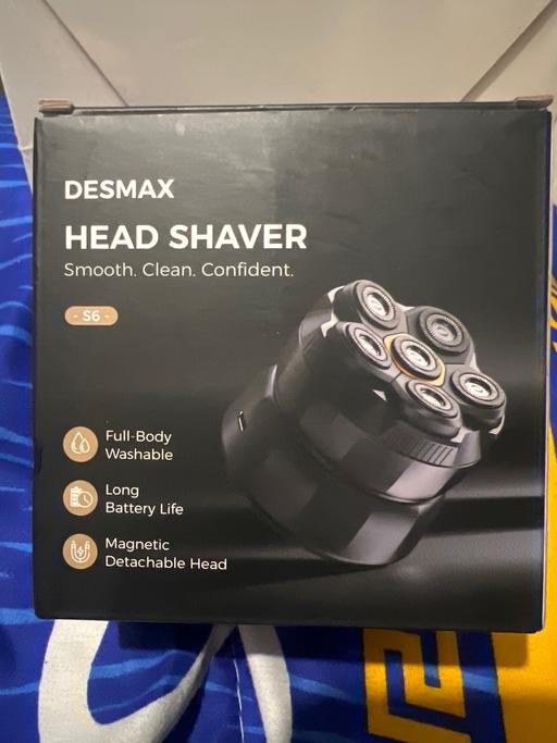  — Head shaver for men