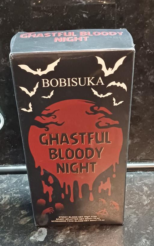  — ghastful bloody night fake blood set. new