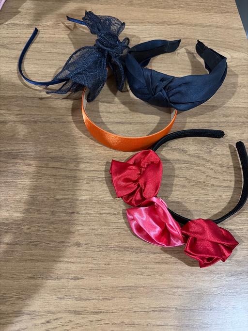  — Hair band x4