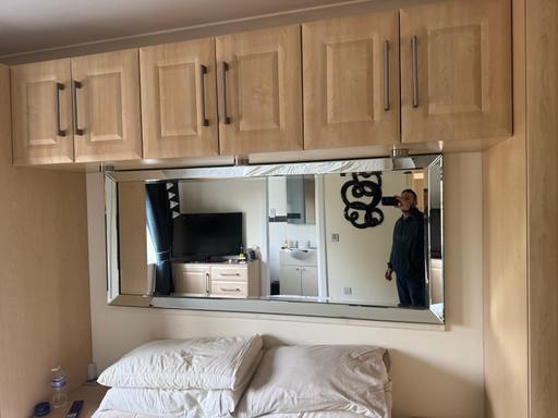  — Long mirror