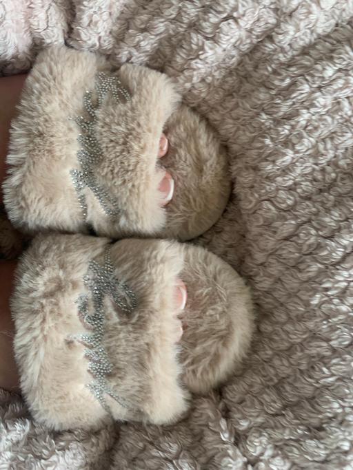  — Worn and used juicy slippers ☺️