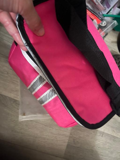  — New lunch bag 1£