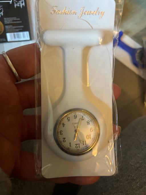  — New fob watches 2£ each